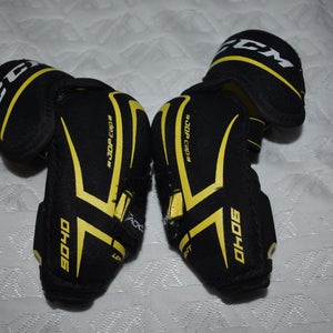 CCM Tacks 9040 Hockey Elbow Pads w/JDP Cap, Junior Small - Great Condition!