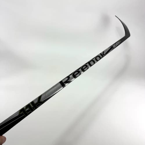 Used Right Reebok 11k | 100 Flex P92 Curve Grip | E371