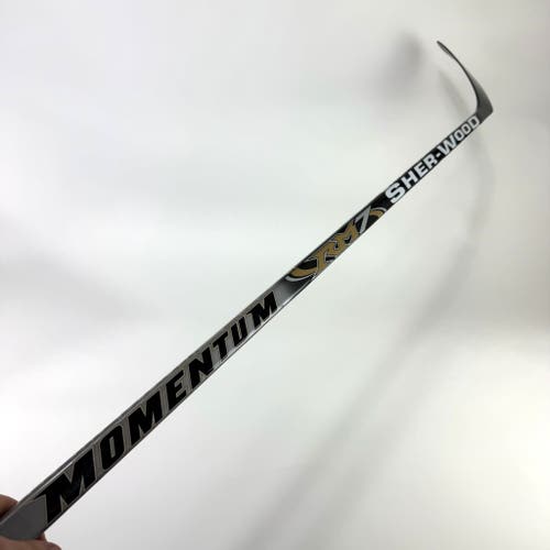 New Right Sherwood Momentum | Heel Curve 65 Flex Grip | E365