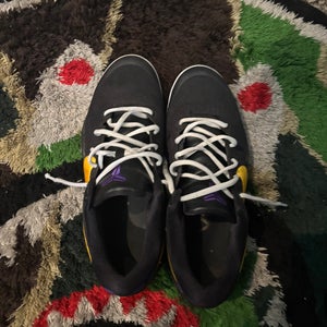 Men's Size M 11.5 (W 12.5) Nike Kobe 8 Shoes (Used)