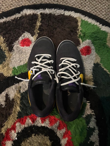 Men's Size M 11.5 (W 12.5) Nike Kobe 8 Shoes (Used)