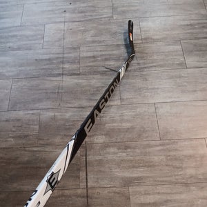 Senior Easton S19 Left Hand Hockey Stick Toe Pattern (New)