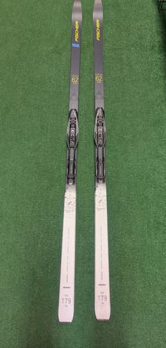 Touring Unisex Fischer OTX 62 Spider Crown Cross Country Skis With Bindings (Used)