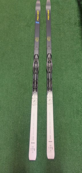 Touring Unisex Fischer OTX 62 Spider Crown Cross Country Skis With Bindings (Used)