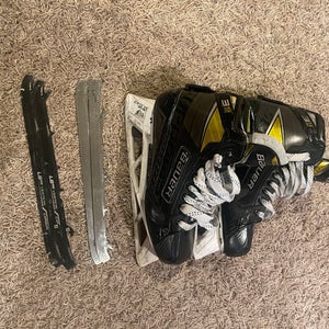 Bauer Supreme 3S pro Hockey Goalie Skates Regular Width Pro Stock 8 (Used)