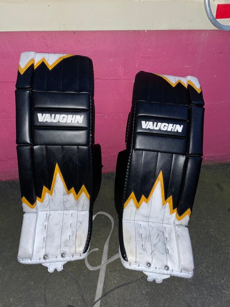 Used 30"+2 Vaughn Velocity Iceberg Pro Intermediate Goalie Leg Pads