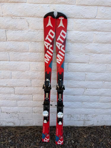 Used Atomic SL 138cm Skis