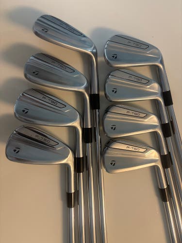 Taylormade P-790 4-PW, AW Iron Set, Right Hand Regular Flex
