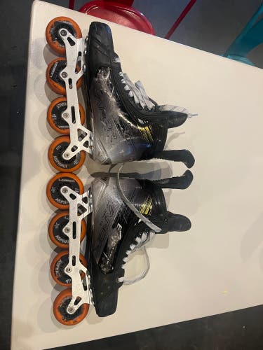 Bauer Hockey Skates 8 (Used)