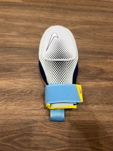 Blue Junior Sliding Mitt (New)