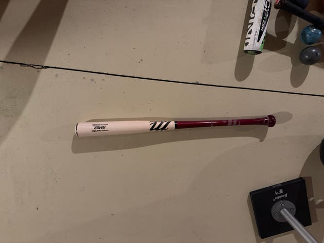 Marucci Bat (-8) 23 oz 31" (Used)