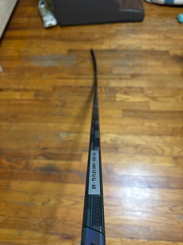 Senior CCM Xf ghost Right Handed Hockey Stick P29+1/4 (New)