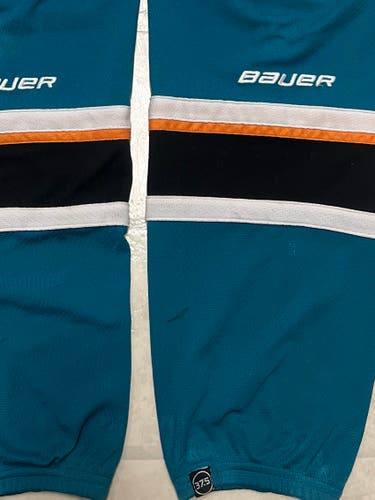 Bauer 37.5 San Jose Sharks Senior Small/Medium Teal Team Socks (used)