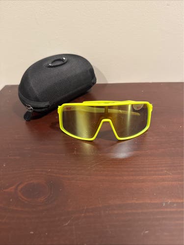 Oakley Sutro yellow on yellow with comes case. Best offer