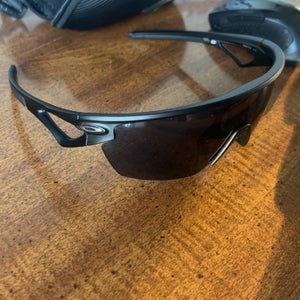 Unisex One Size Fits All Oakley Radar EV Sunglasses (New)