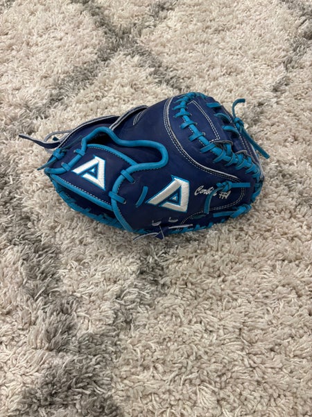 Akadema RH Catcher's Baseball Glove 32.5" (New)