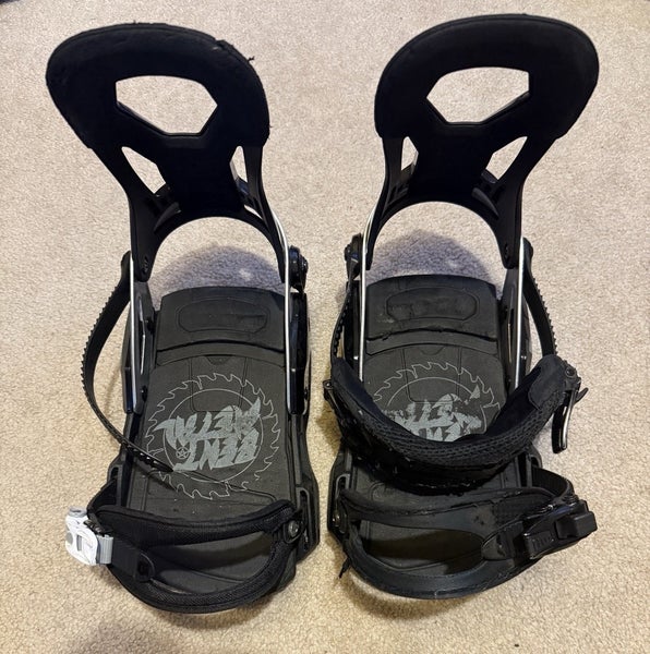 Bent Metal Mortal Snowboard Bindings  Large For Parts
