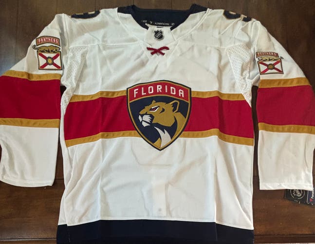 Sam Bennett Florida Panthers Adult Large (52) White Jersey NWT
