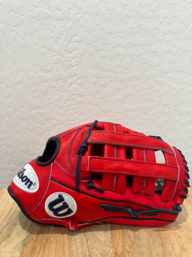 Wilson A2000 RHT Baseball Glove 12.5" (New)