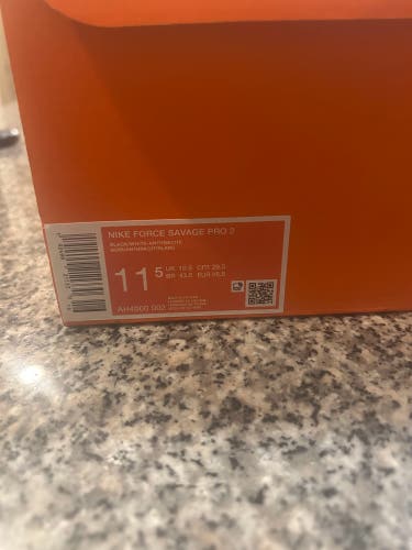 Men's Size M 11.5 (W 12.5) Nike Nike force savage pro Turf Cleats (New)