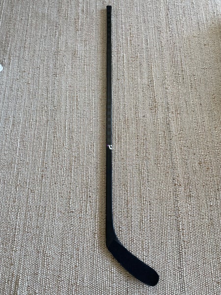 Senior Custom Extra Lite Left Hand Hockey Stick P29 Pro Stock (Used)