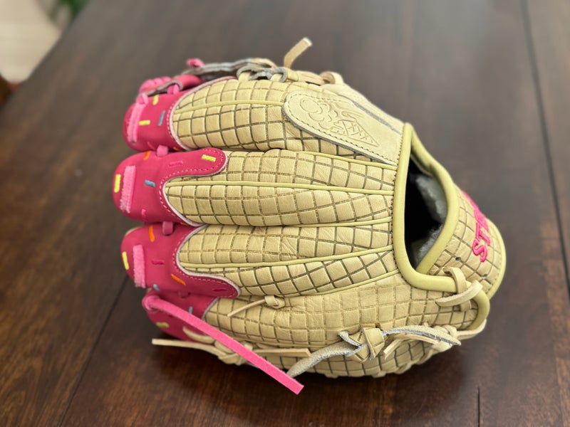 Ice Cream Stealz 2025 RH Infield Baseball Glove 11.5" (New)