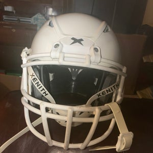 Large Youth Xenith Shadow Helmet (Used)