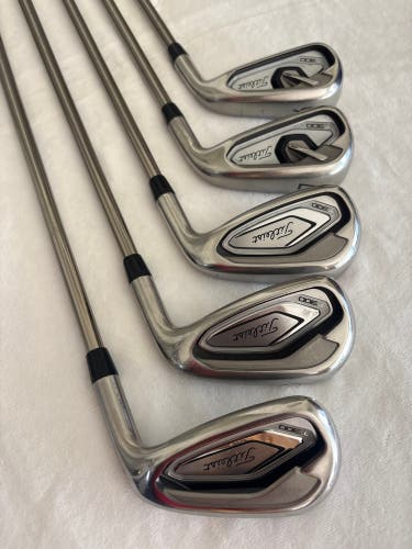 2018 Titleist T300 Right Handed Iron Set Regular Flex 5 Pieces Graphite Shaft (Used)
