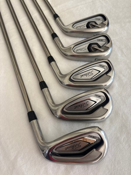 2018 Titleist T300 Right Handed Iron Set Regular Flex 5 Pieces Graphite Shaft (Used)