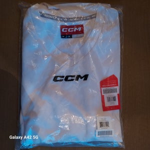 Medium Adult Unisex CCM 5000 Practice Jersey (New)