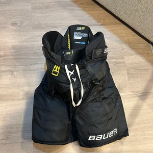 Senior Medium Bauer Supreme 3S Pro Hockey Pants (Used)