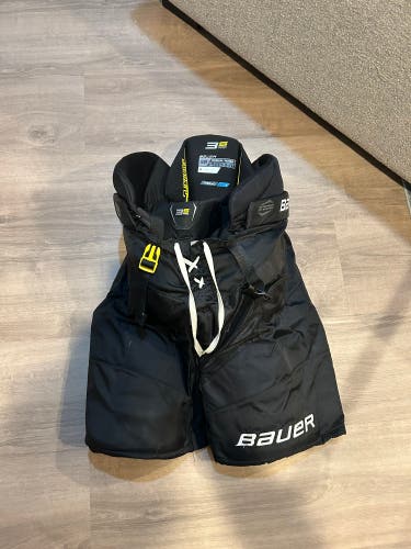 Senior Medium Bauer Supreme 3S Pro Hockey Pants (Used)
