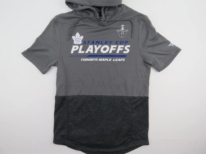 Team Issued Toronto Maple Leafs NHL Staley Cup Short Sleeve Hoodie Shirt Small