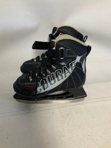 Used COUGAR Mens Softboot Skate Black Senior 5 11823-S000034910