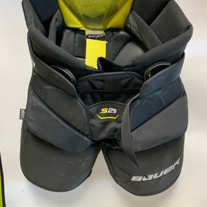 Used Bauer SUPREME S29 Senior Goalie Pant Black SM 11823-S000034901