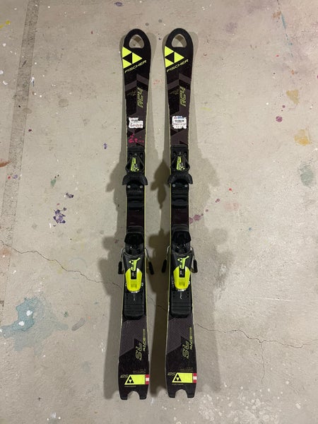 Fischer RC4 World Cup SL 125 cm Racing Skis With Bindings (Used)