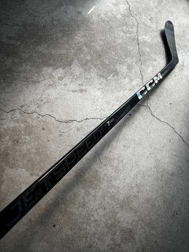 75 Flex P28 Senior CCM Jetspeed FT7 Pro Left Hand Hockey Stick Pro Stock (New) NCAA