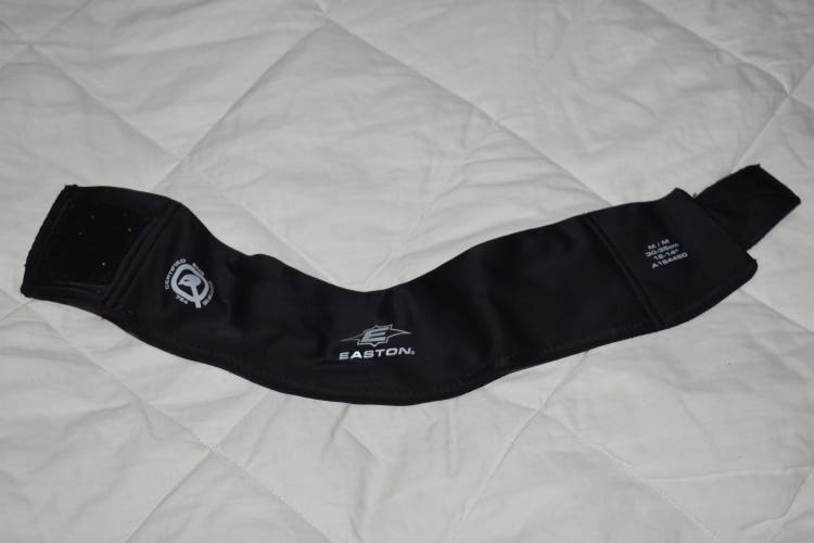 Easton Hockey Neck Guard, Black, Medium (12-14")
