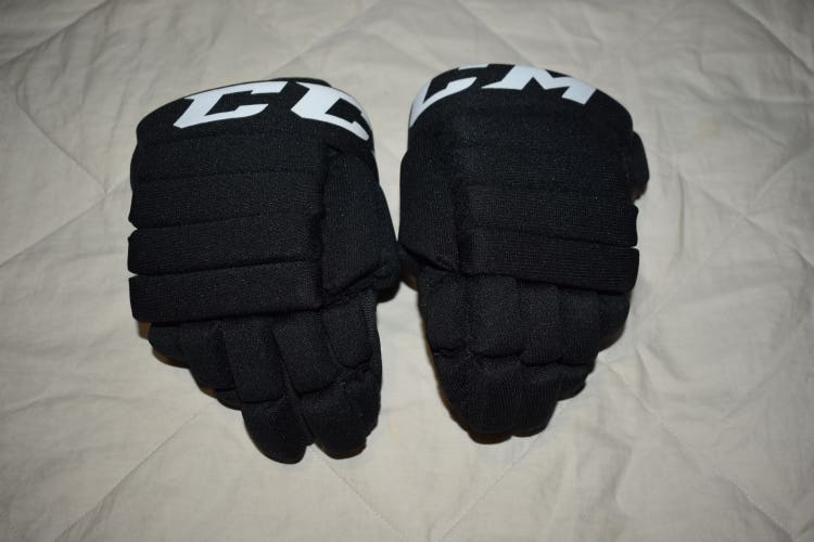 CCM LTP Hockey Gloves, Youth 9 Inches - Like New!