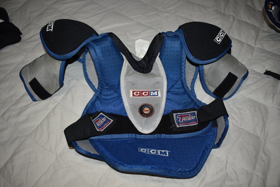 CCM Tacks 852 Hockey Shoulder Pads, Senior Large - Good Condition!
