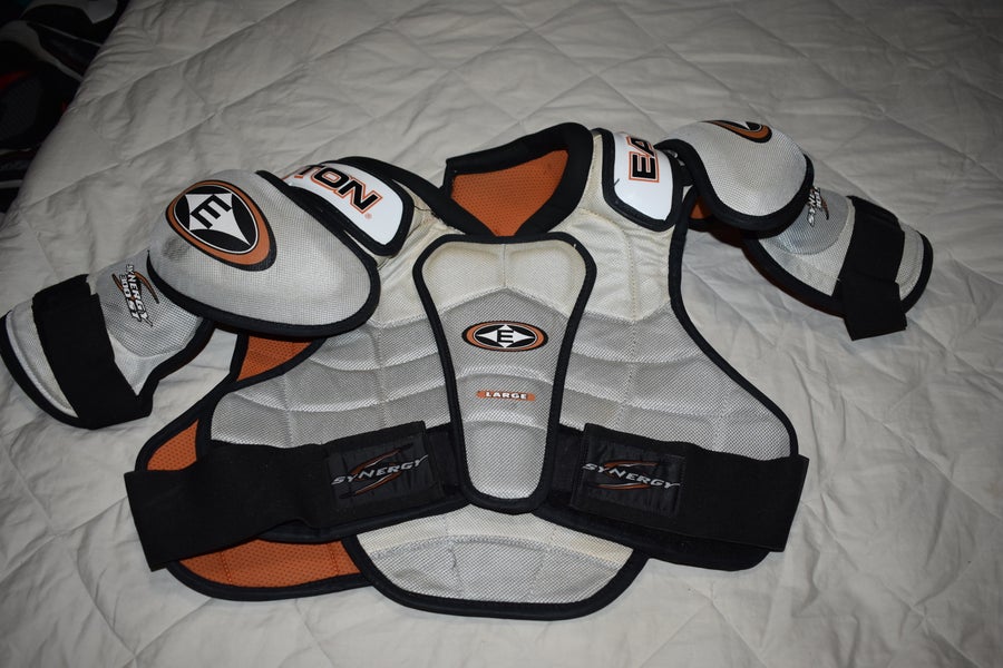 Easton Synergy 300st Spine Tec Hockey Shoulder Pads, Senior Large