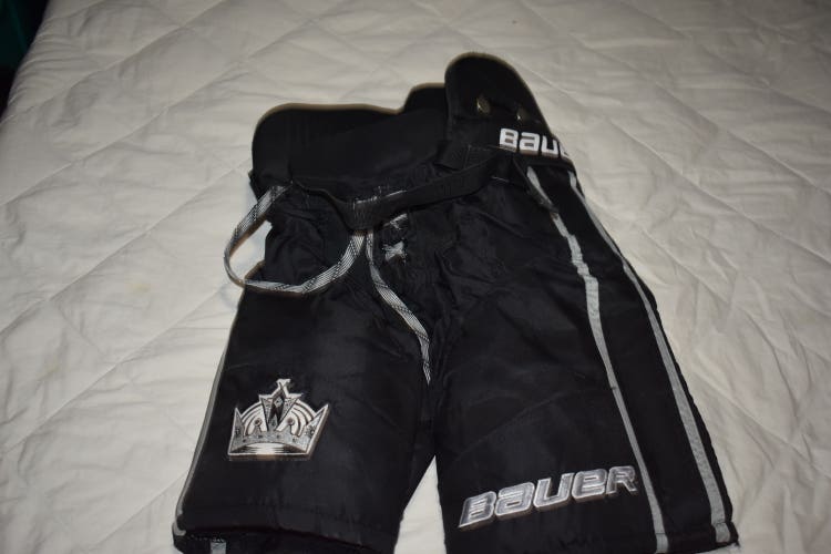 Bauer LA Kings Hockey Pants, Black, Junior Small(?)