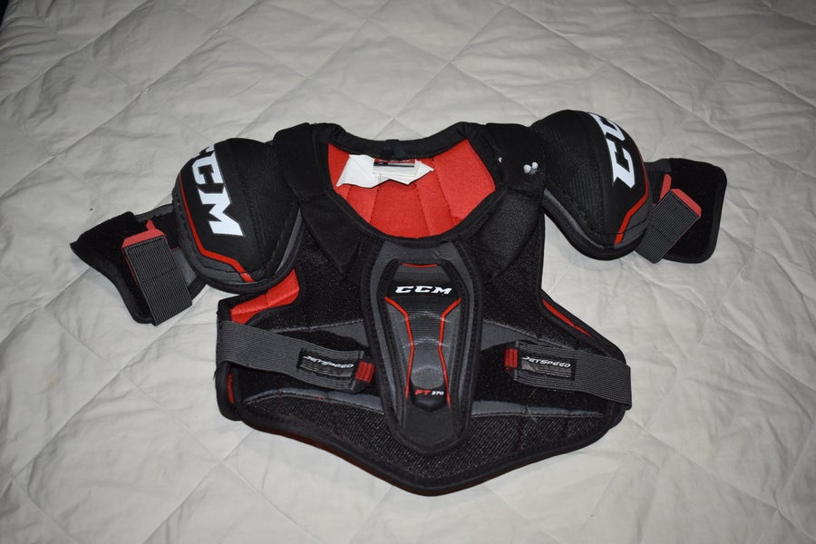 CCM Jetspeed FT 370 Hockey Shoulder Pads, Junior Medium - Good Condition!