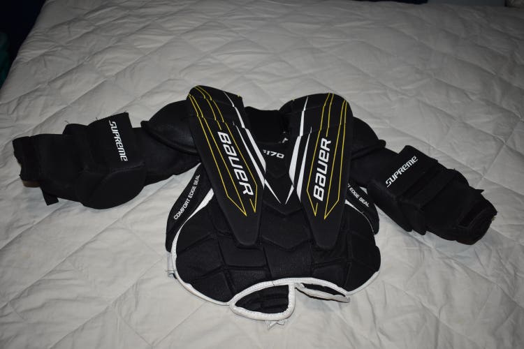 Bauer Supreme S170 Hockey Goalie Chest Protector, Junior Large - Great Condition!