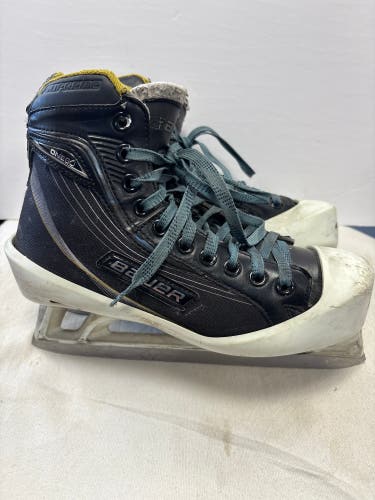 Bauer Supreme One60 Hockey Goalie Skates Regular Width Size 5.5 (Used)