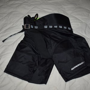 Winnwell Hockey Pants, Black, Youth Large - Top Condition!