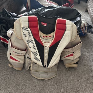 Small CCM Eflex 5 pro Goalie Chest Protector (Used)