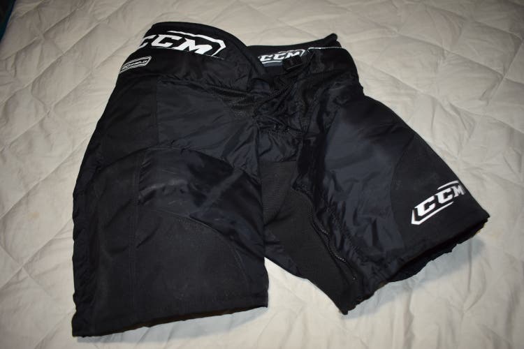 CCM U+ Fit 05 Hockey Pants, Black, Senior Medium - Great Condition