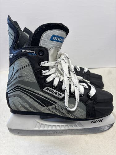 Bauer Hockey Skates Regular Width Size 3 (Used)