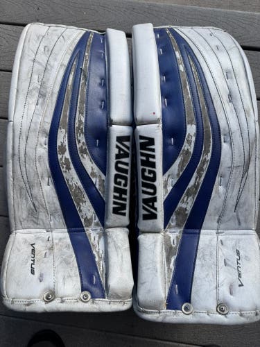 26" Vaughn Ventus SLR Jr Goalie Leg Pads (Used)